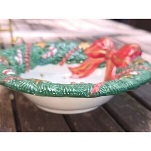 Fitz and Floyd Essentials Christmas Wreath Ceramic 7" Bowl